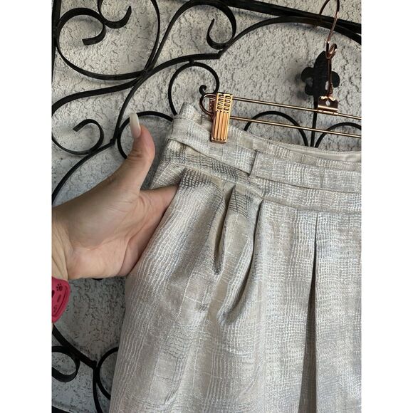 Club Monaco Pleated Ivory And Gold Belted Skirt - Size 4 - Picture 3 of 11